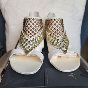 Brand New Giuseppe Zanotti Sandals Size 7.5